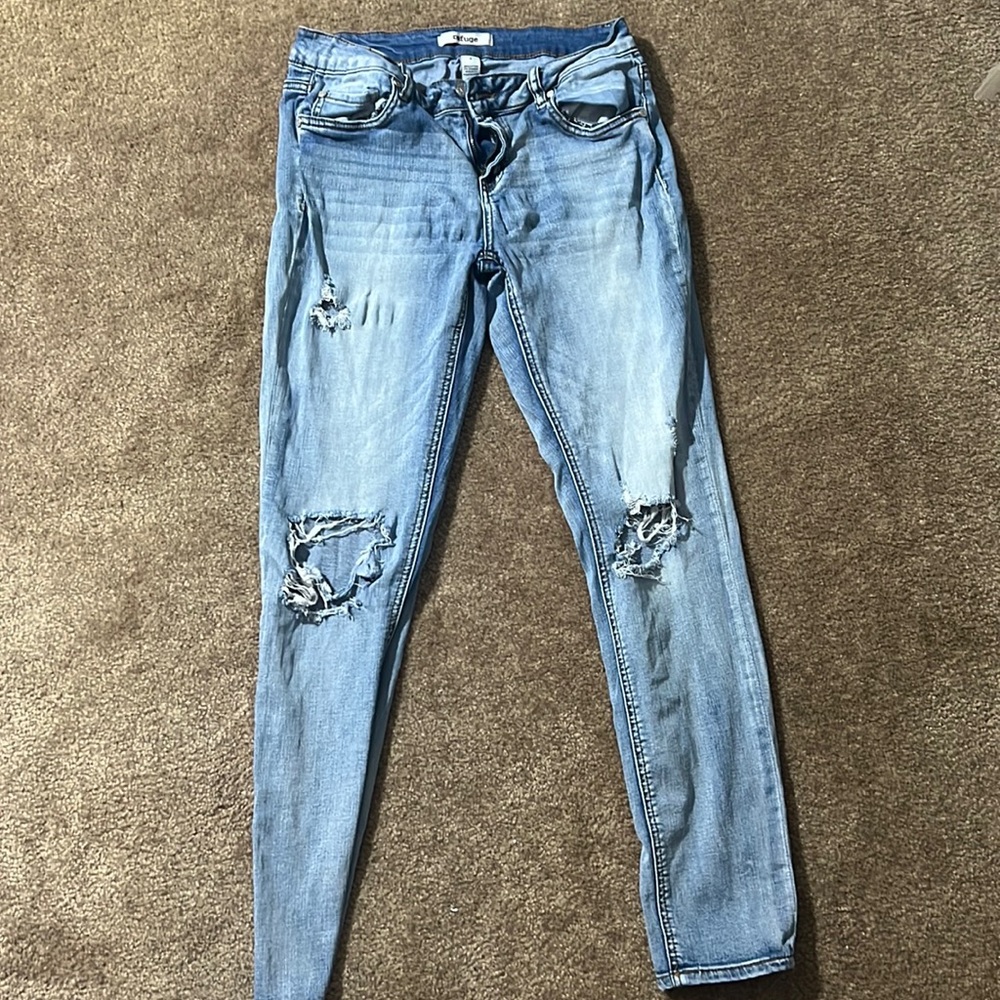 refuge jeans size 8 not sure if womens or mens